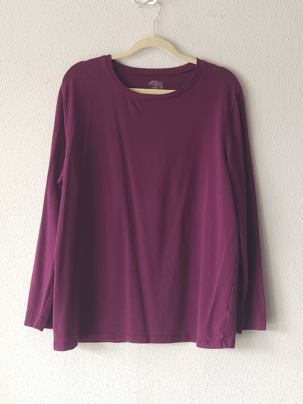 Great Northwest Women's Long Sleeve Crewneck Top - Plum PLUS SIZE 2X